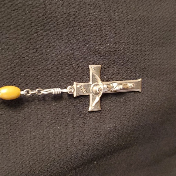 Holy Rosary Beads - Picture 2 of 5